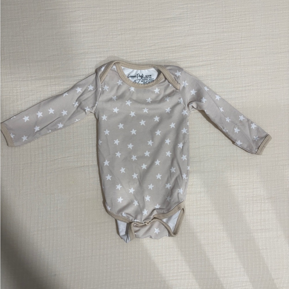Long sleeve Copper Pearl onesie size 0-3